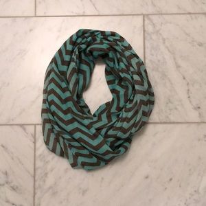 Infiniti scarf!